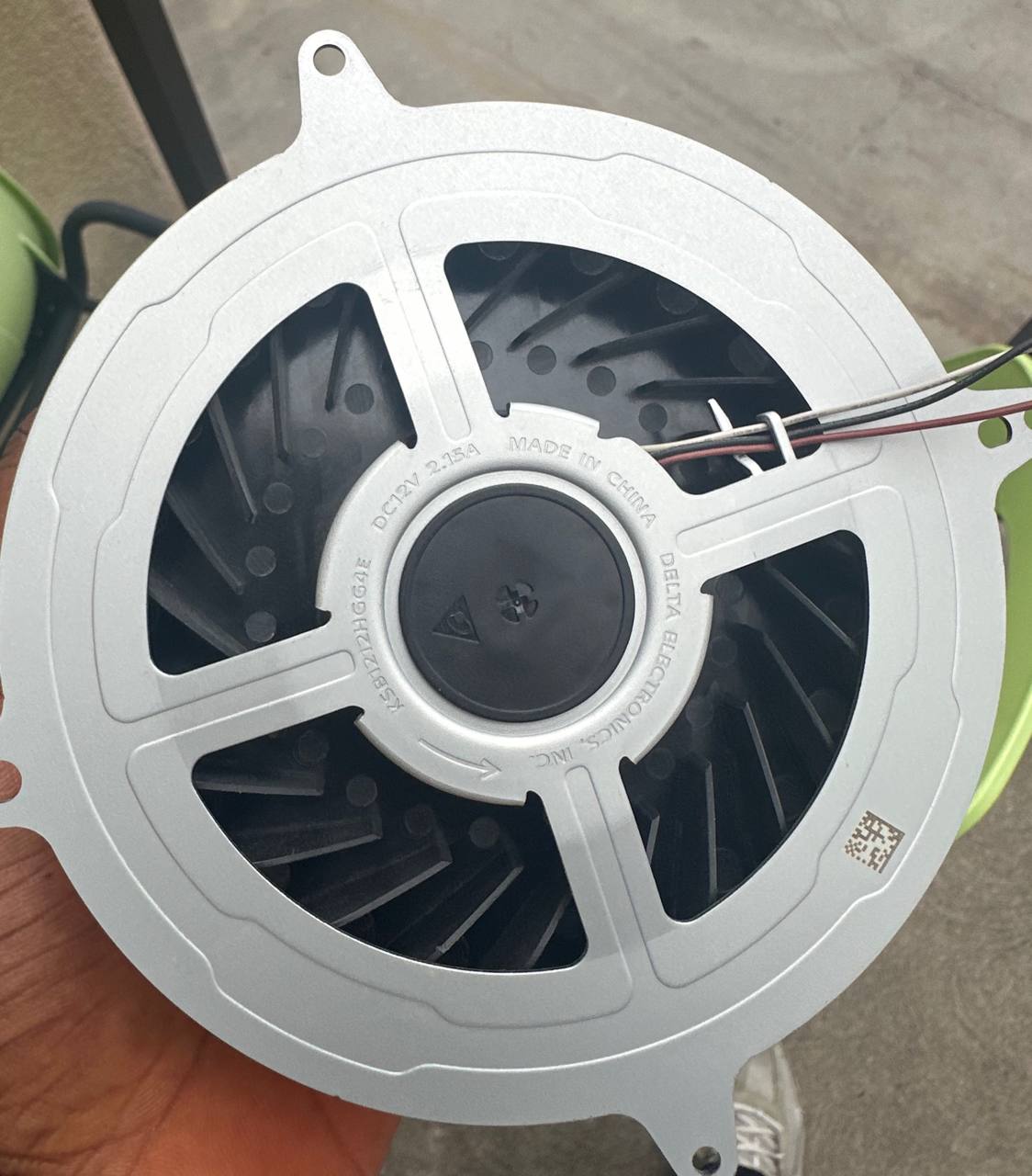 Clean white PlayStation 5 fan after detailed service